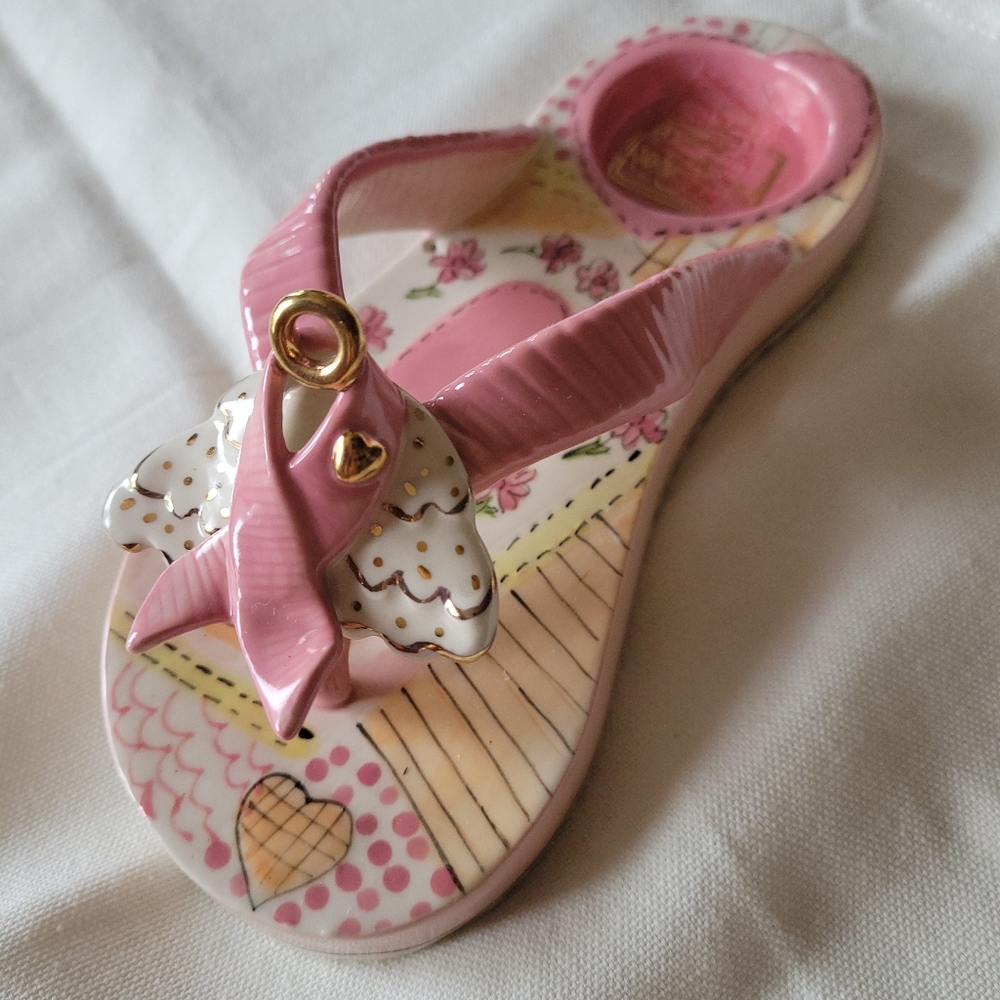 Diane's happy toes candle holder